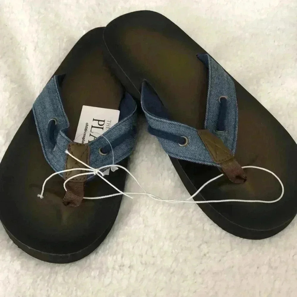 🆕Children’s Place Boy Sandel’s Denim& Brown 3-4🆕
